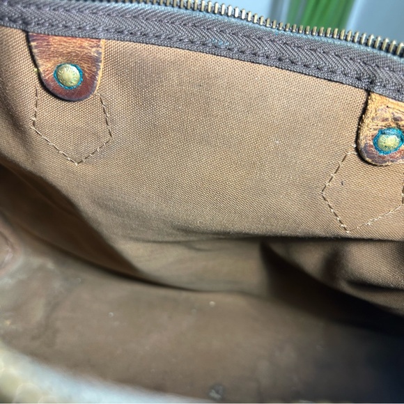 Authentic Louis Vuitton Monogram 30 Speedy Handbag - Picture 9 of 13